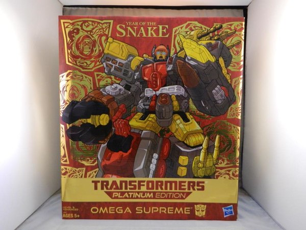 Transformers Year Of The Snake Platinum Edition Omega Supreme  (2 of 48)